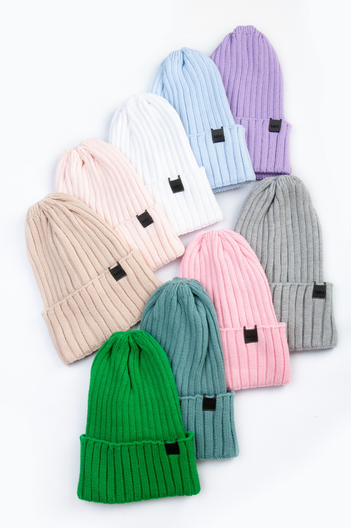 Шапка для підлітків